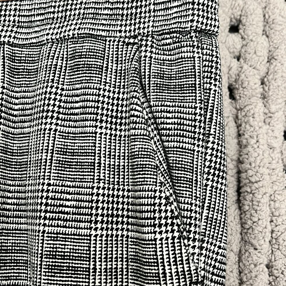 Jogger Style Dress Pants (2 pairs) Black/White Checked & Brown/Beige Tartan (M) - Picture 8 of 15